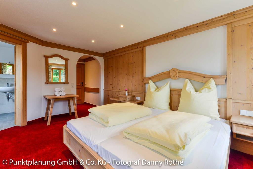 Alter Wirt Hotel Hechendorf am Pilsensee Buitenkant foto